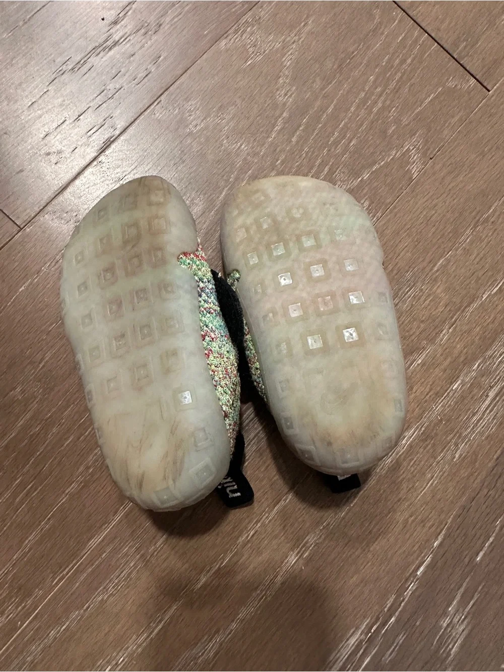 Nike swoosh 6c